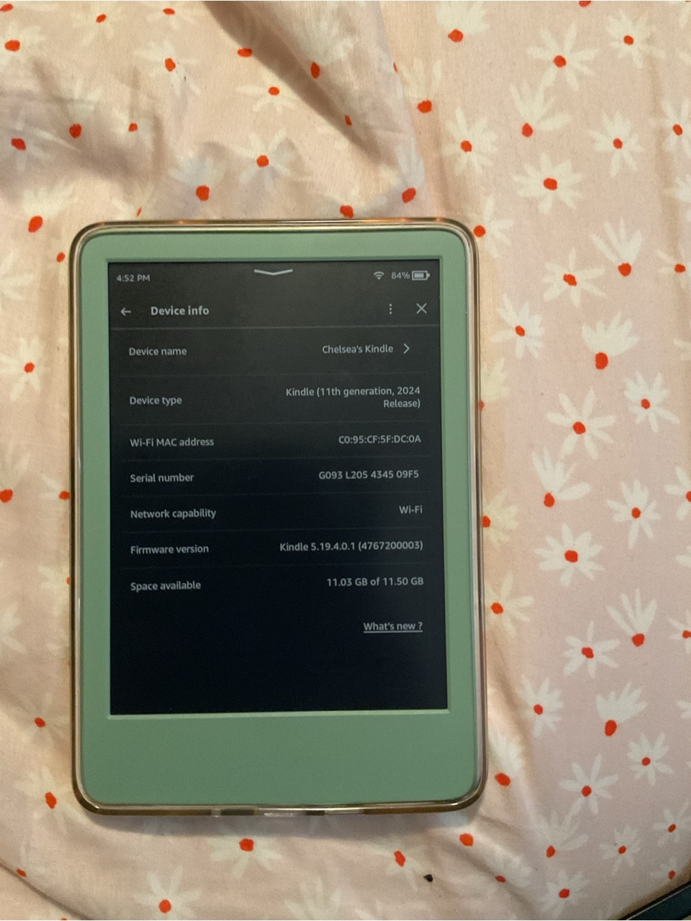 Amazon Kindle E-reader in Mint Green with Gold Trim - Picture 3 of 4